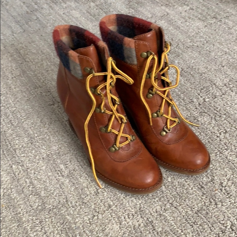 Boots - Picture 2 of 2